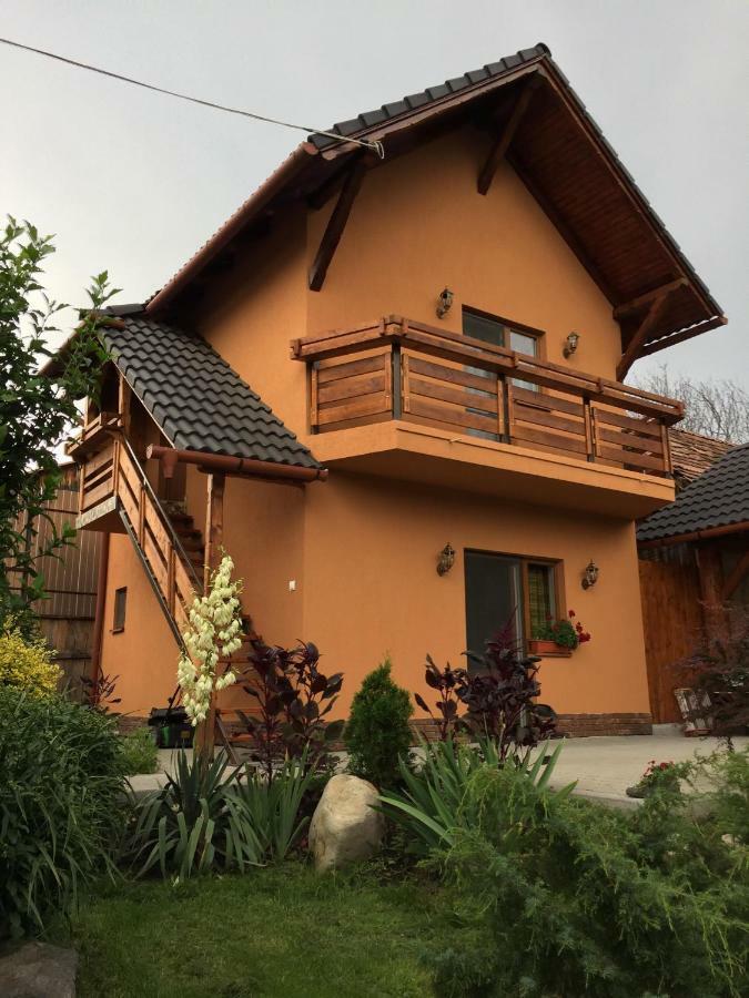 Casa Tibi Hotel เปรอิด ภายนอก รูปภาพ